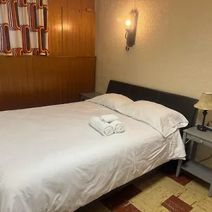 Homestay Cozy Guest Close To Downtown Sights & Subway Station Canada